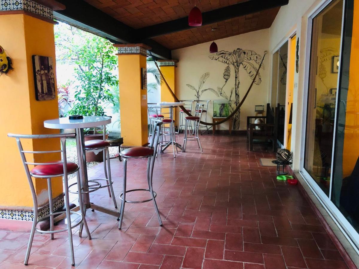 Los Nardos Hostel -Pet Friendly- Oaxaca Kültér fotó